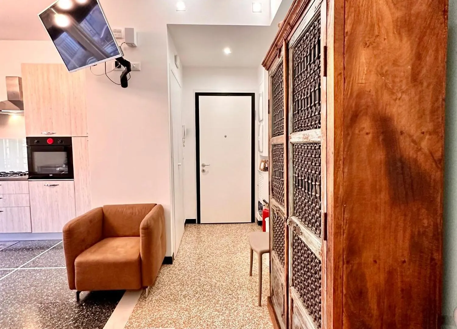 Hostdomus - Casa Tiffany Apartment Finale Ligure