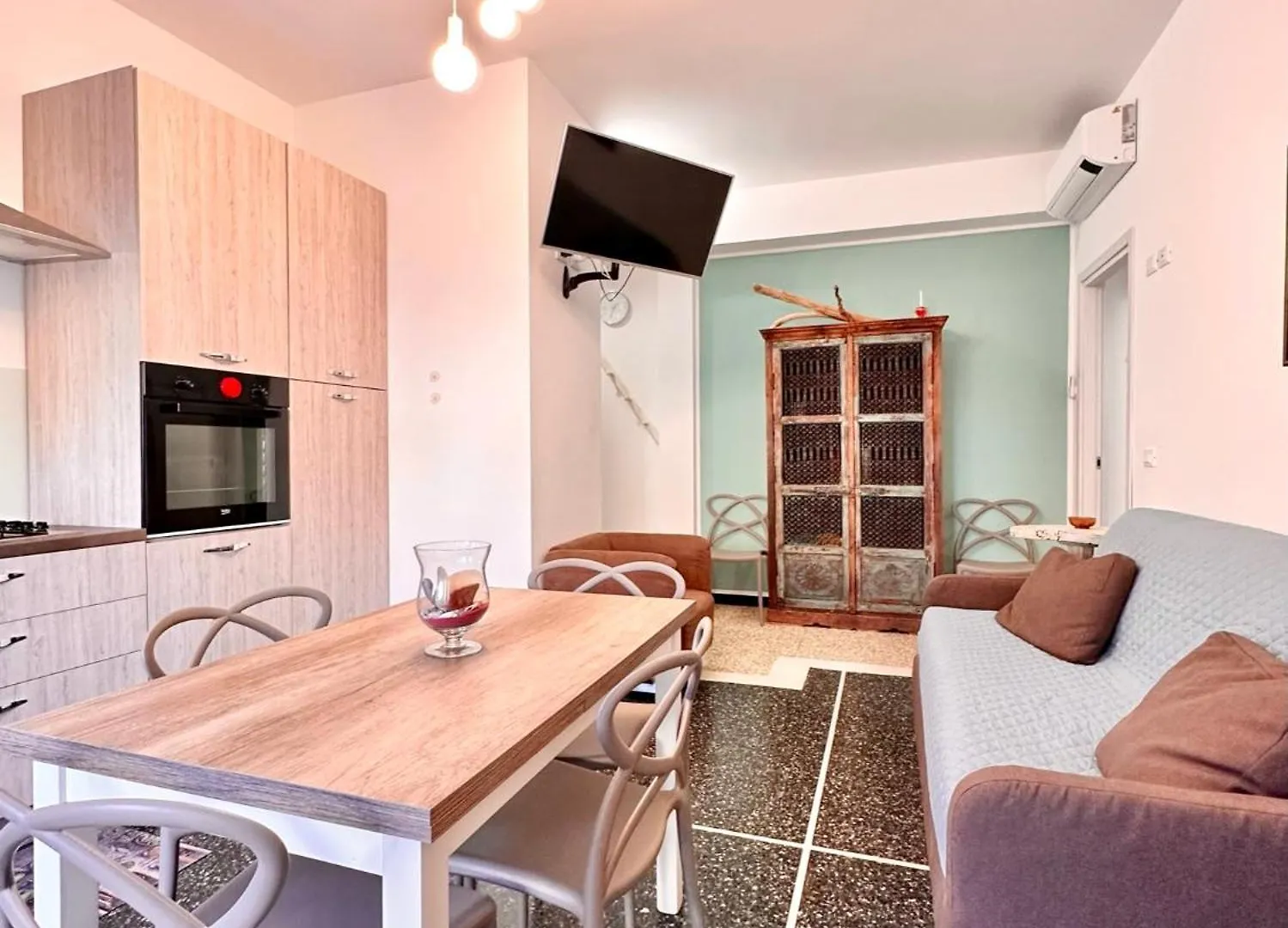 Hostdomus - Casa Tiffany Apartment Finale Ligure