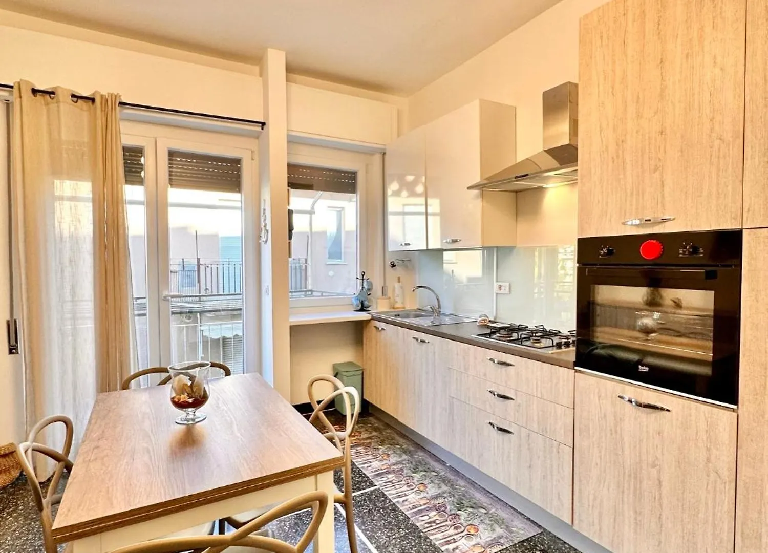 Hostdomus - Casa Tiffany Apartment Finale Ligure