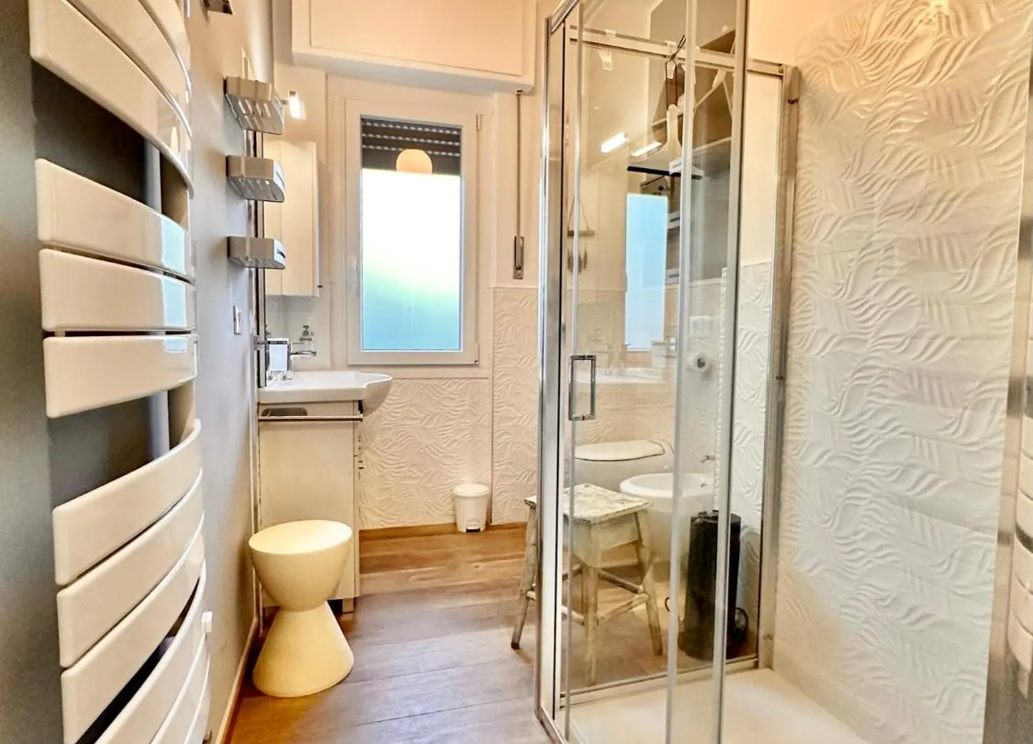 Hostdomus - Casa Tiffany Apartment Finale Ligure Italy