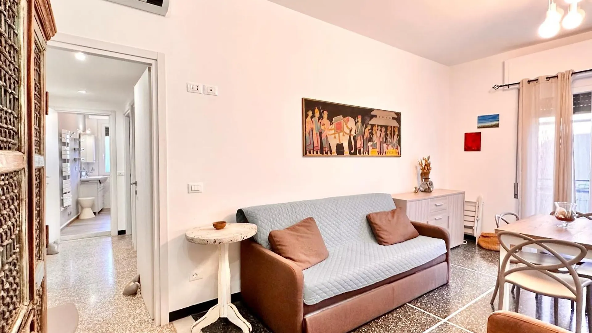 Hostdomus - Casa Tiffany Apartment Finale Ligure Italy